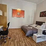 Center Royalty Apartment